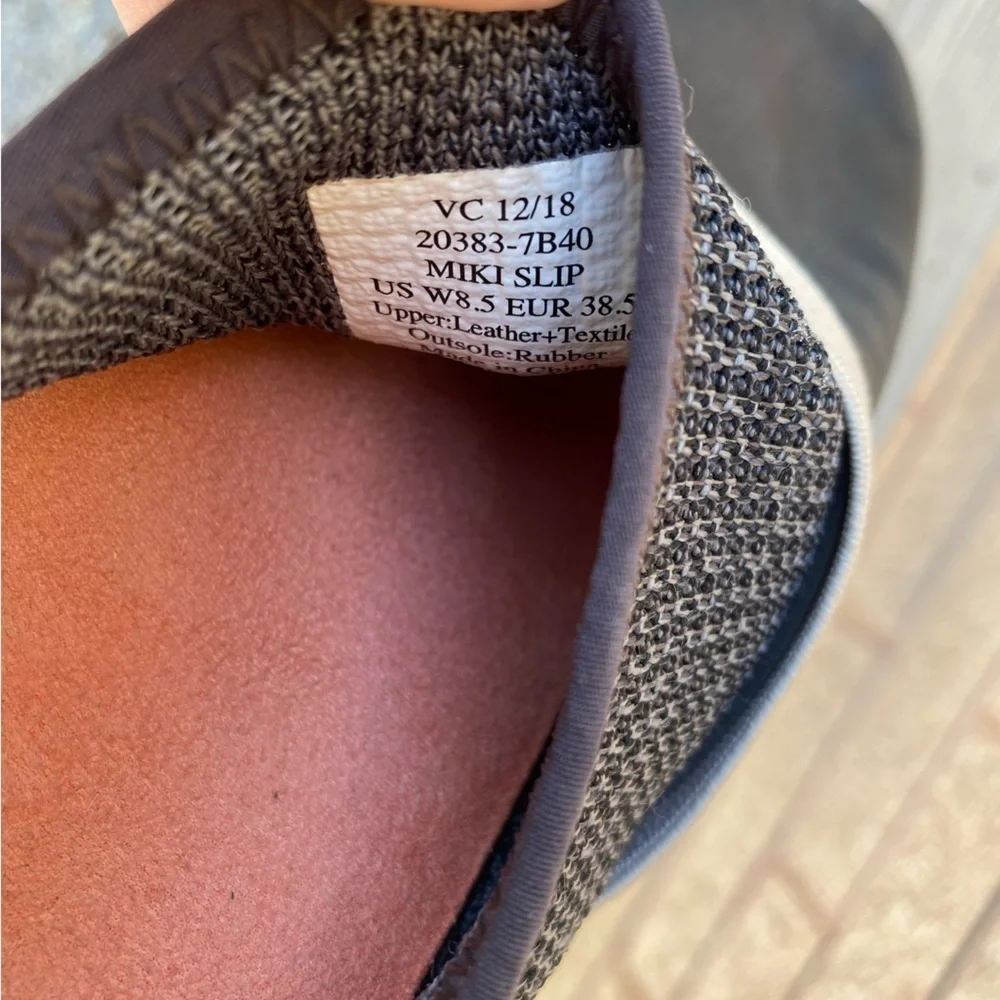 Olukai Women's Miki Slip On - Grey/Black Olukai Ladies Casual SZ 8.5
